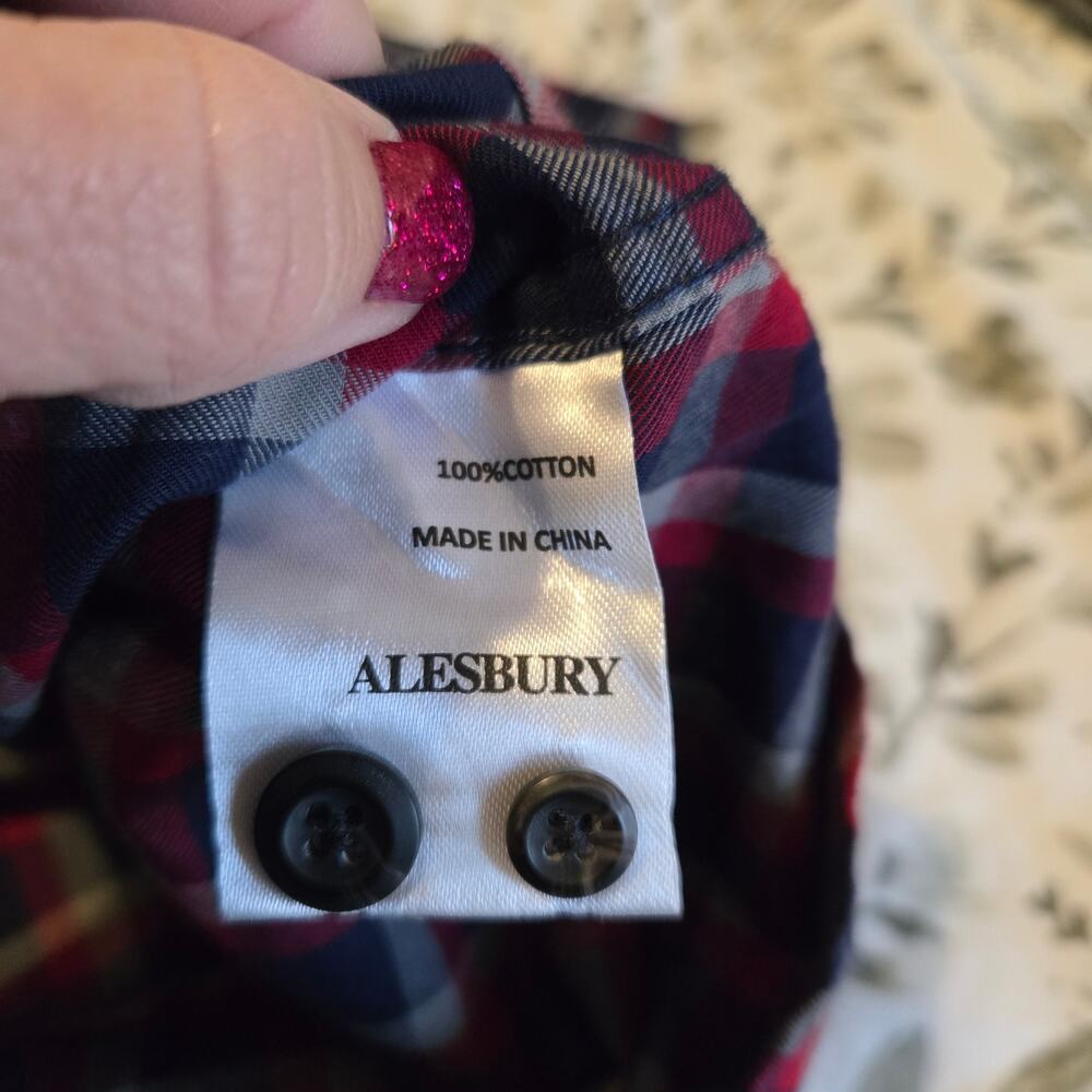 Alesbury lumberjack plaid Men's long sleeve button down shirt Sz Med Stitch Fix
